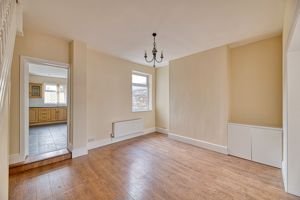 Family Room- click for photo gallery